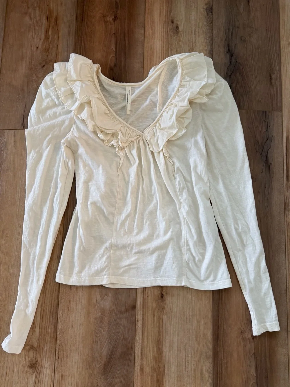 Anthropologie Women’s Ruffle V-Neck Long Sleeve Knit Top Size XXS Cream Cotton